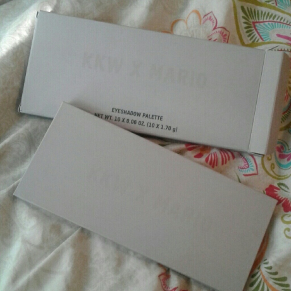 KKW x Mario Eyeshadow Palette Authentic